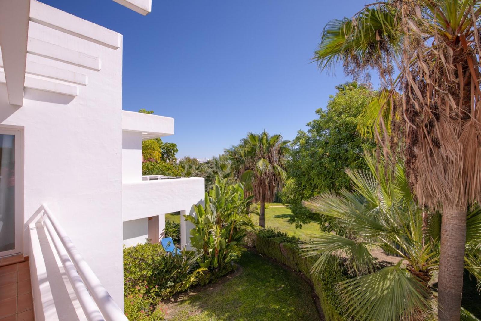 شقة Alcazaba Lagoon Estepona Golf المظهر الخارجي الصورة