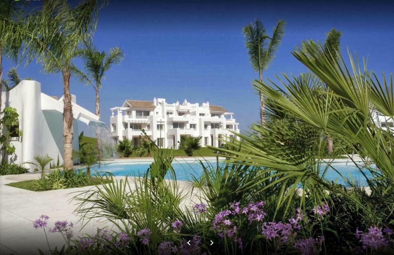 شقة Alcazaba Lagoon Estepona Golf المظهر الخارجي الصورة