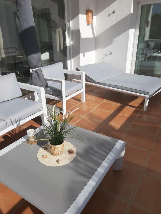 شقة Alcazaba Lagoon Estepona Golf المظهر الخارجي الصورة